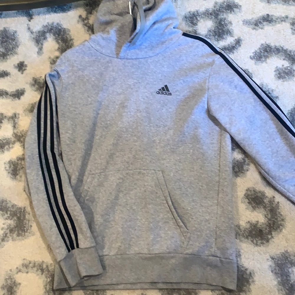 Small men's adidas hoodie